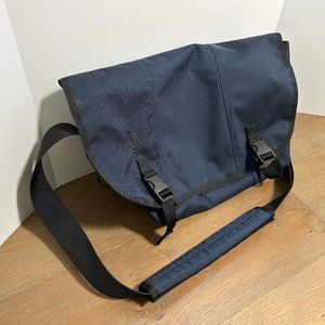 Timbuk2 MEDIUM Classic Messenger Bag, LIKE-NEW CONDITION